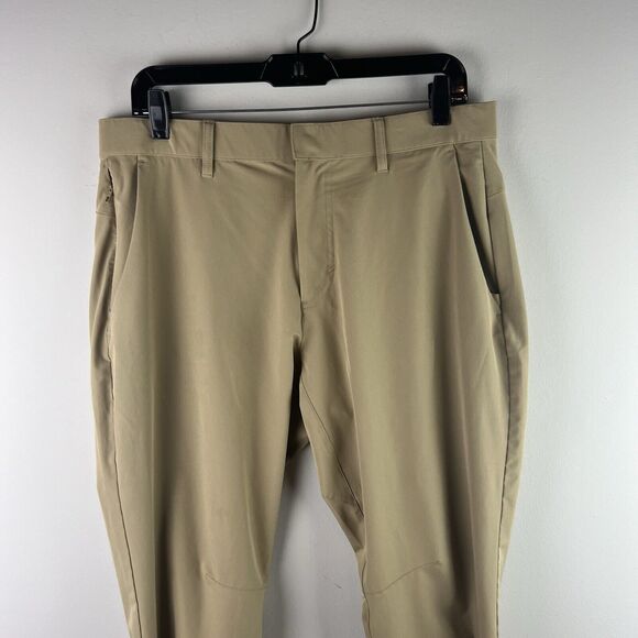 Fabletics Pants Men 33x32 Beige The High Side Chino Lightweight Comfort Slim Fit - Picture 2 of 9